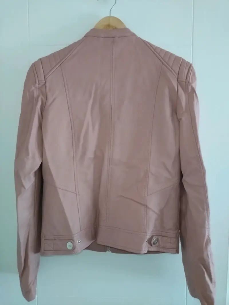 Chaqueta rosa estilo biker - 2