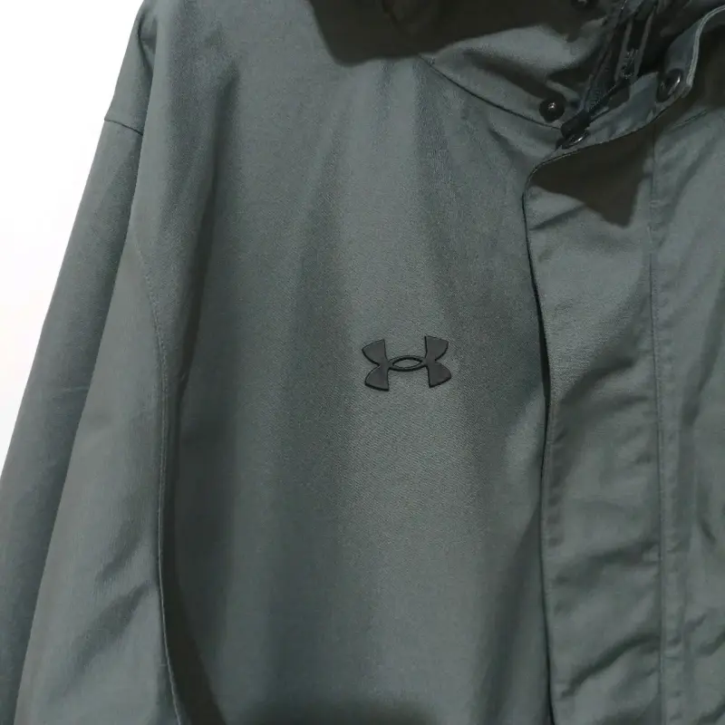 Chaqueta Under Armour gris - 3