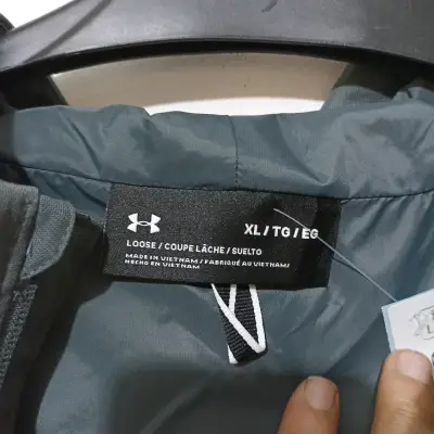 Chaqueta Under Armour gris - miniatura 5