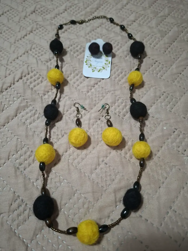 Set collar y aros de fieltro - 2