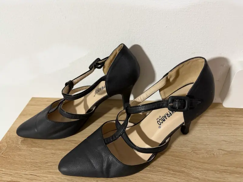 Zapatos de tacón negros - 4