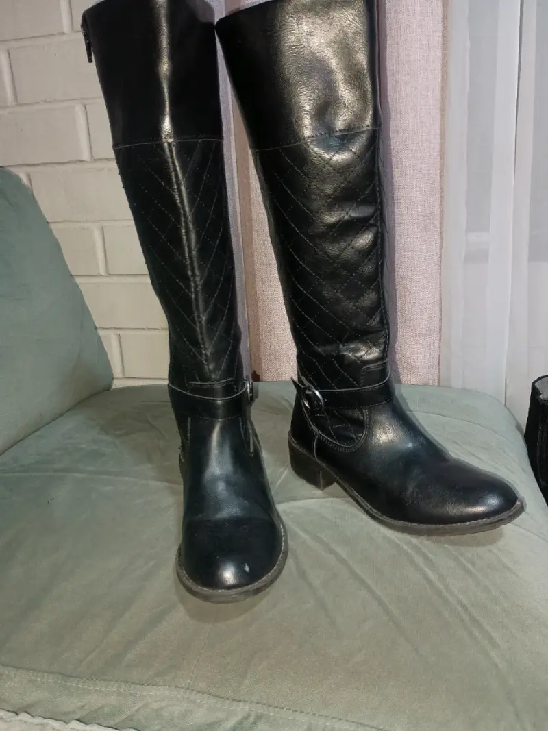Botas largas de cuero negro - 2