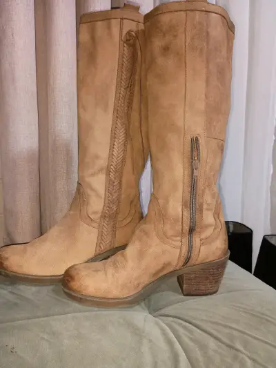 Botas altas de cuero marrón - miniatura 4