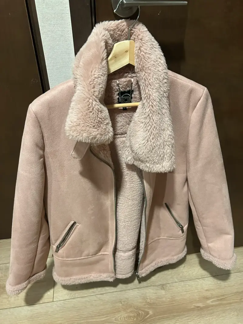Chaqueta rosada muy poco usado - 1