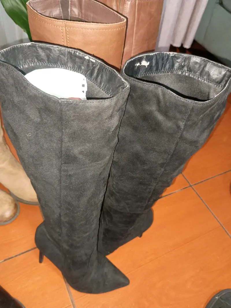 Botas negras de tacón alto - 3