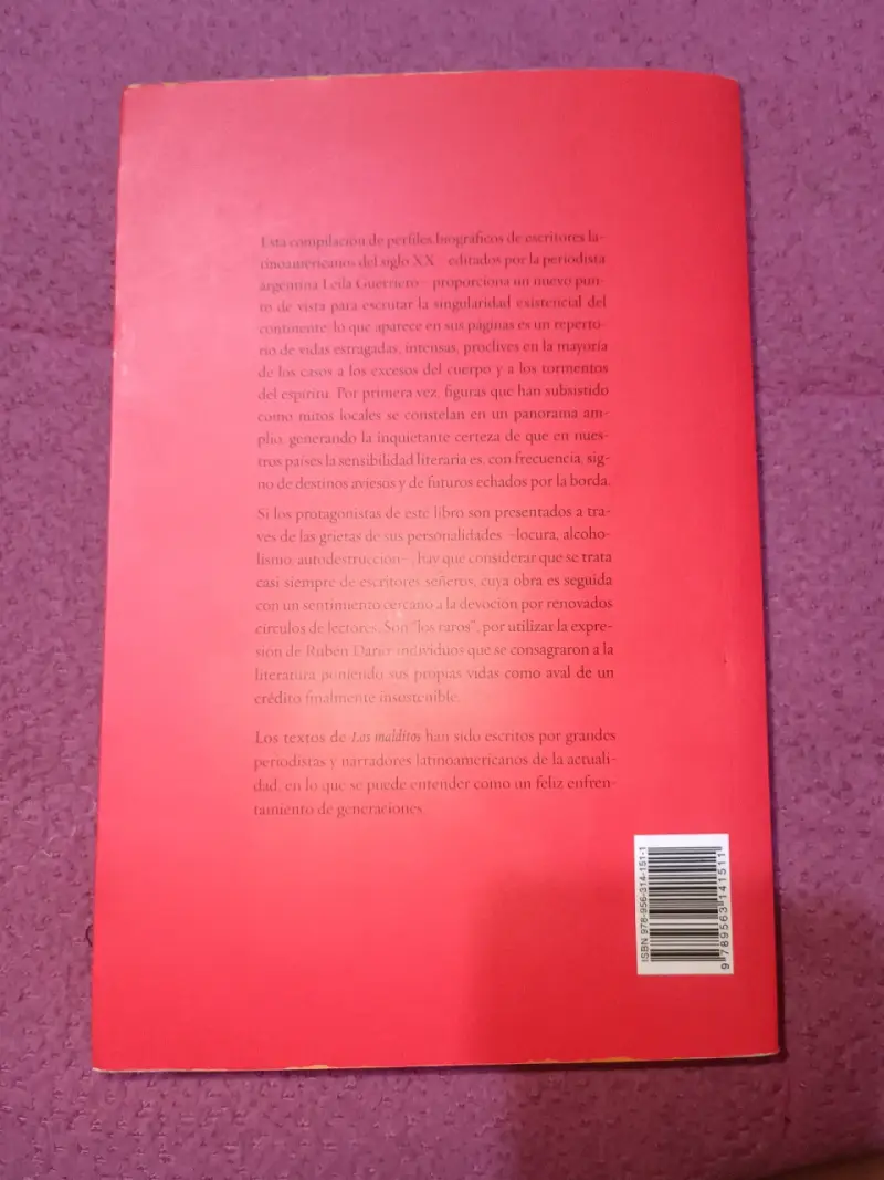 Libro 'Los Malditos' de Leila Guerriero - 2