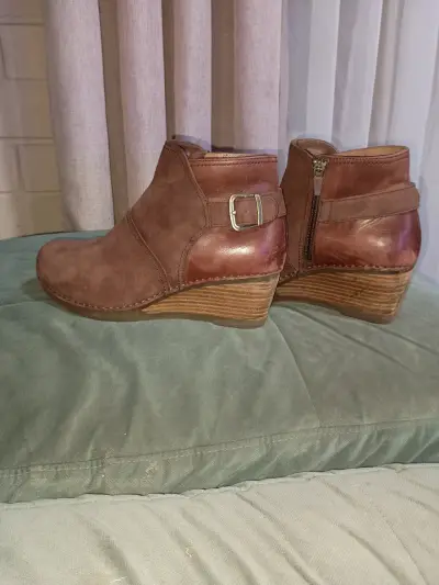 Botines marrones con taco - miniatura 3