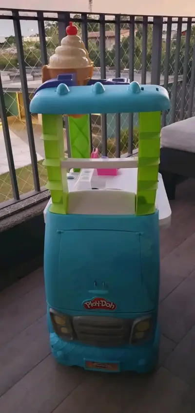 Carrito heladería Play-Doh - miniatura 3