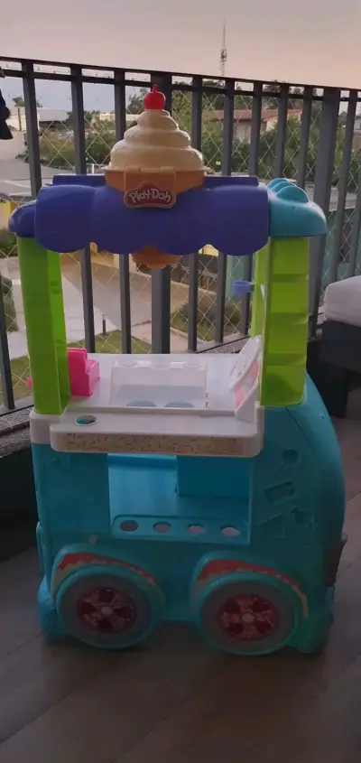 Carrito heladería Play-Doh - miniatura 6