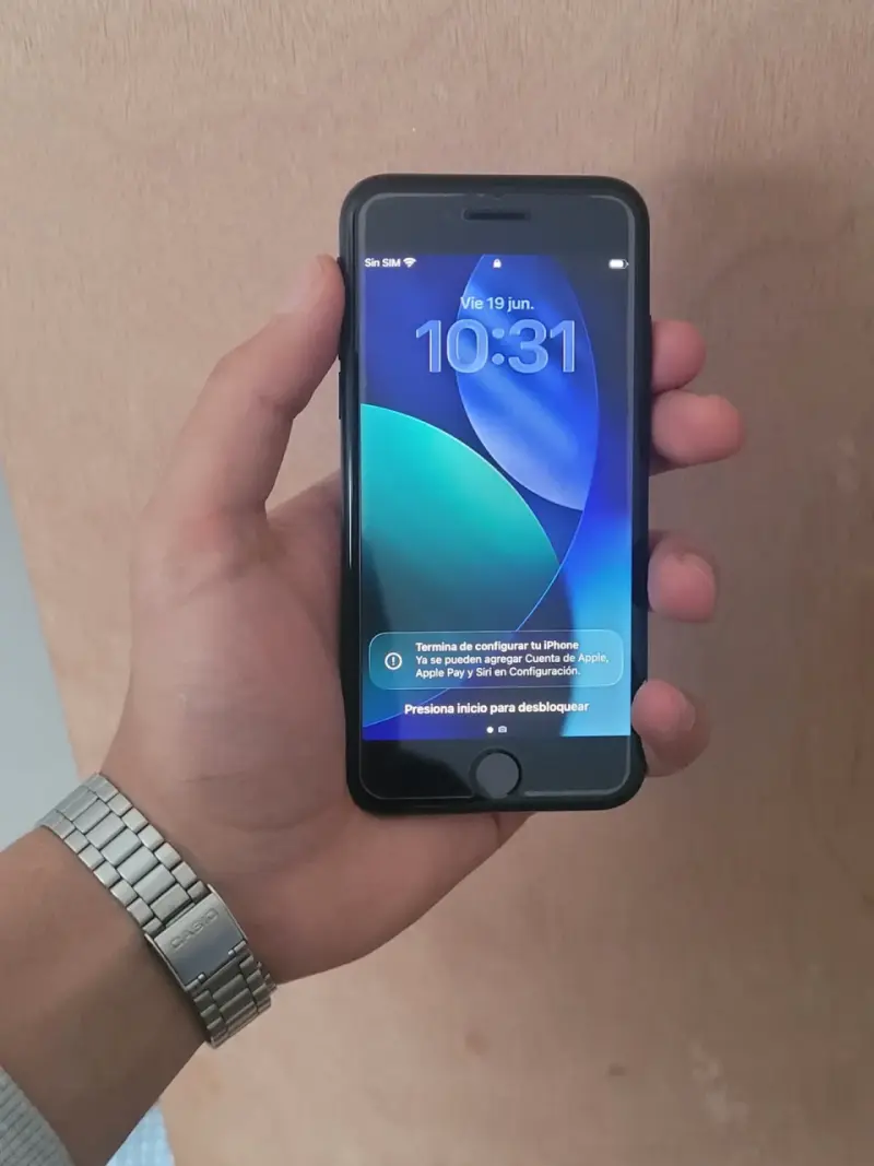 iPhone SE 2022 🔋80% - 2