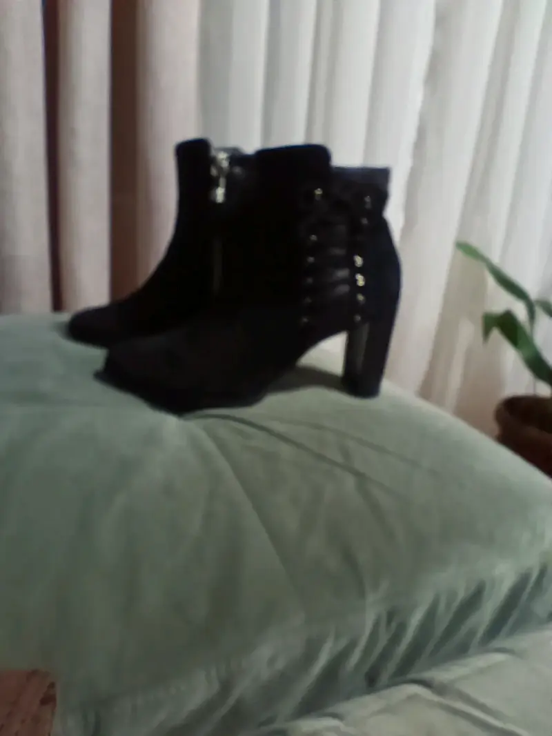 Botines negros con cierre lateral - 4