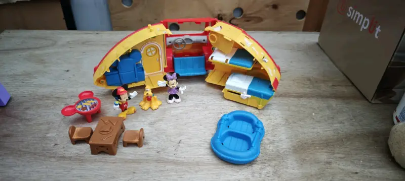 Set de Casa Rodante de Mickey Mouse Disney - 1