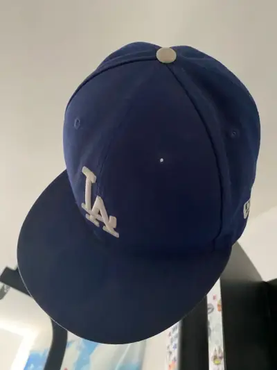 Gorra azul LA bordada - miniatura 1