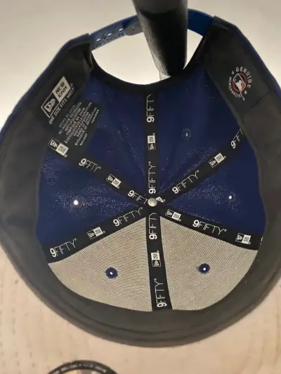 Gorra azul LA bordada - miniatura 2