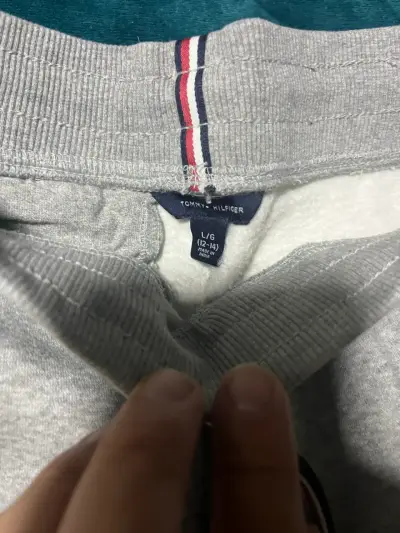 Pantalón gris Tommy Hilfiger - miniatura 1
