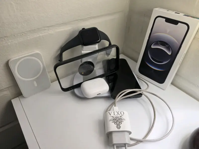 Pack Apple Completo | iPhone 16e 128GB + Apple Wat - 4