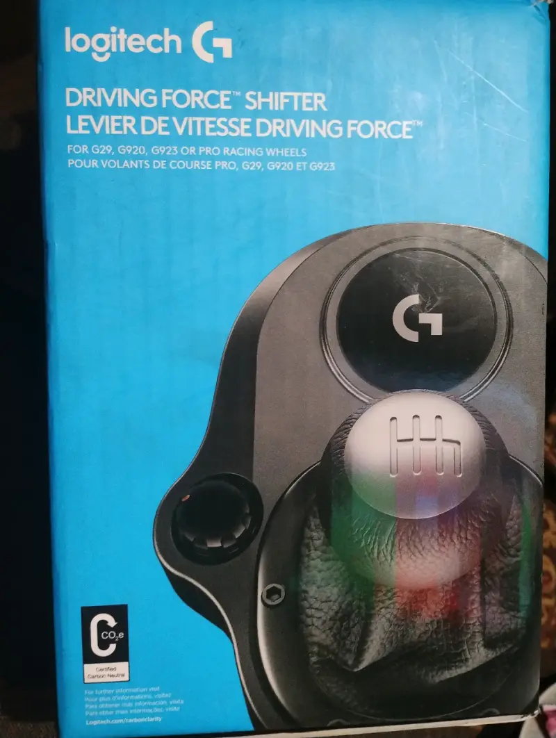 Volante de simulación Logitech - 3