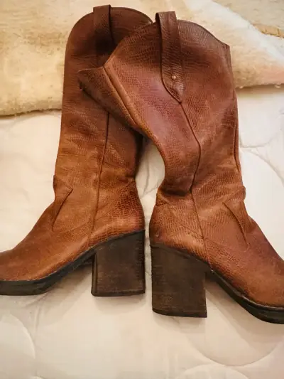 Botas MOSSA  , Botas de cuero marrón, y negra - miniatura 1