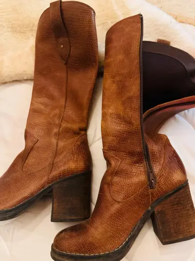 Botas MOSSA  , Botas de cuero marrón, y negra - miniatura 2