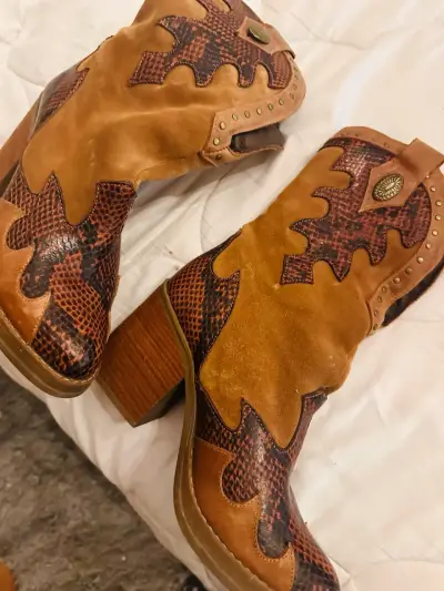 Botas MOSSA  , Botas de cuero marrón, y negra - miniatura 5
