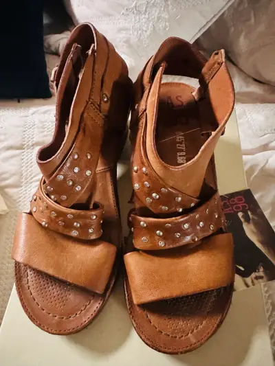 As98 Sandalias marrones con tachas - miniatura 1