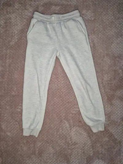Pantalones deportivos - miniatura 3