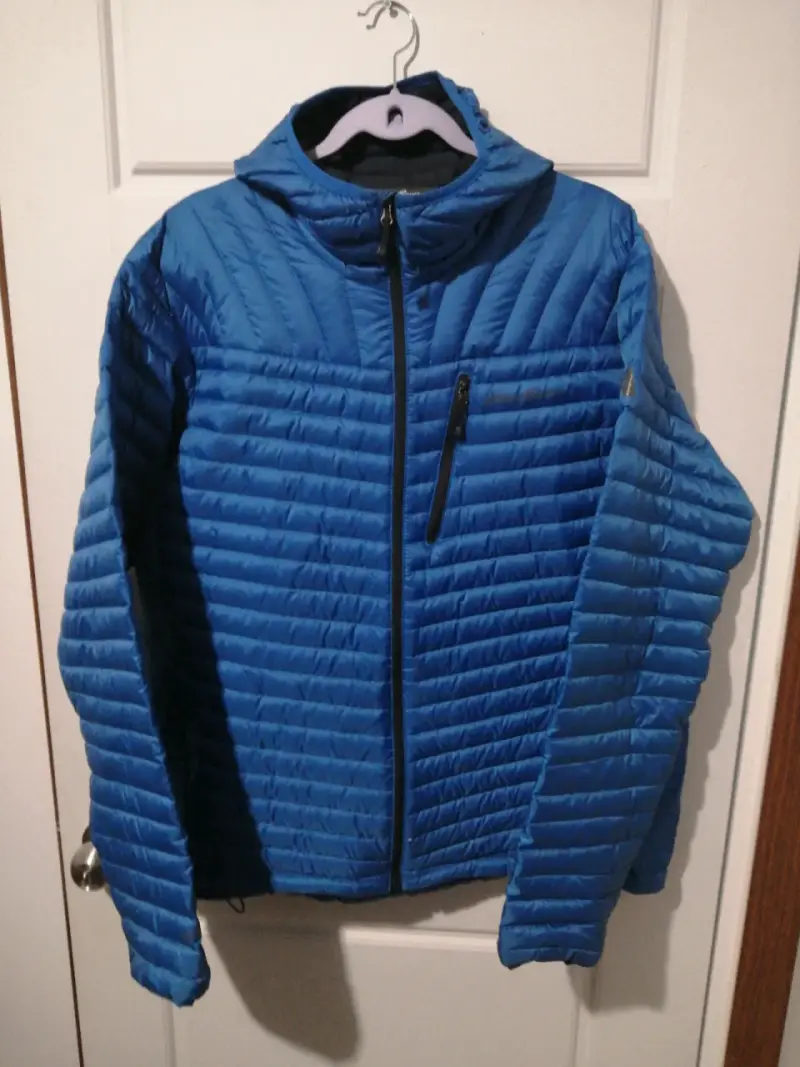 Chaqueta First Ascent MicroTherm 800