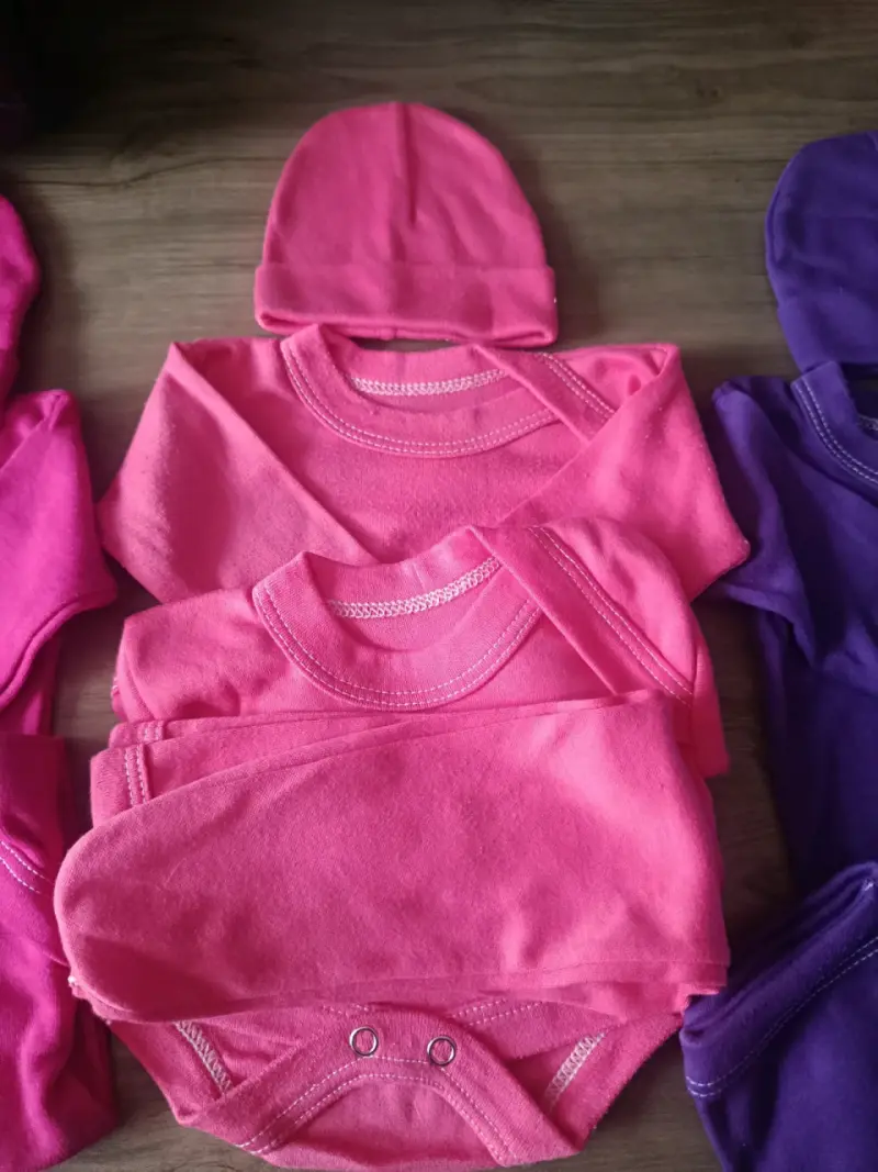 Conjunto de bebé fucsia - 2