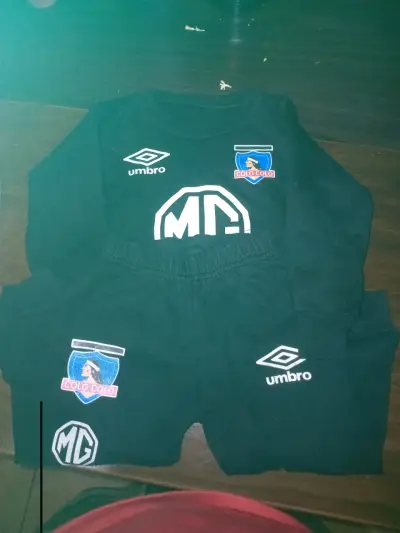 Conjunto deportivo Umbro negro - miniatura 5