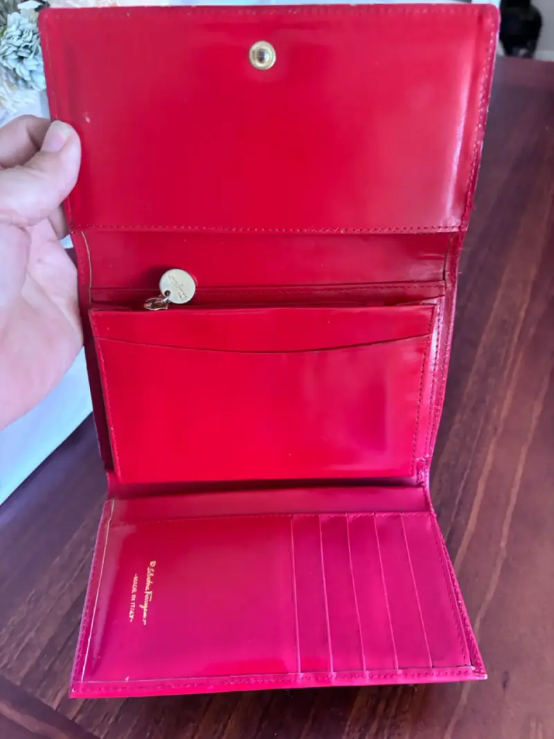 Cartera rosa con hebilla metálica - 3