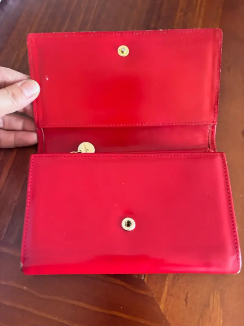 Cartera rosa con hebilla metálica - 4