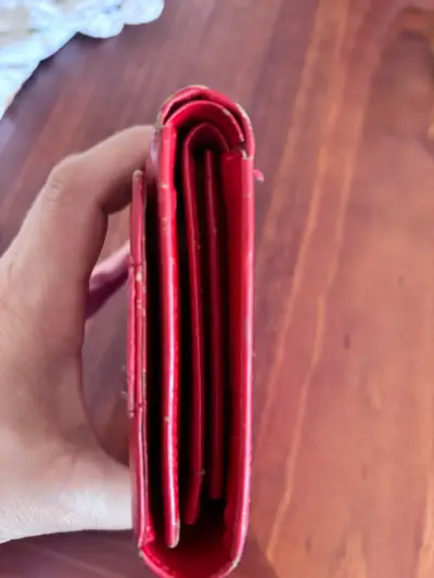 Cartera rosa con hebilla metálica - miniatura 5