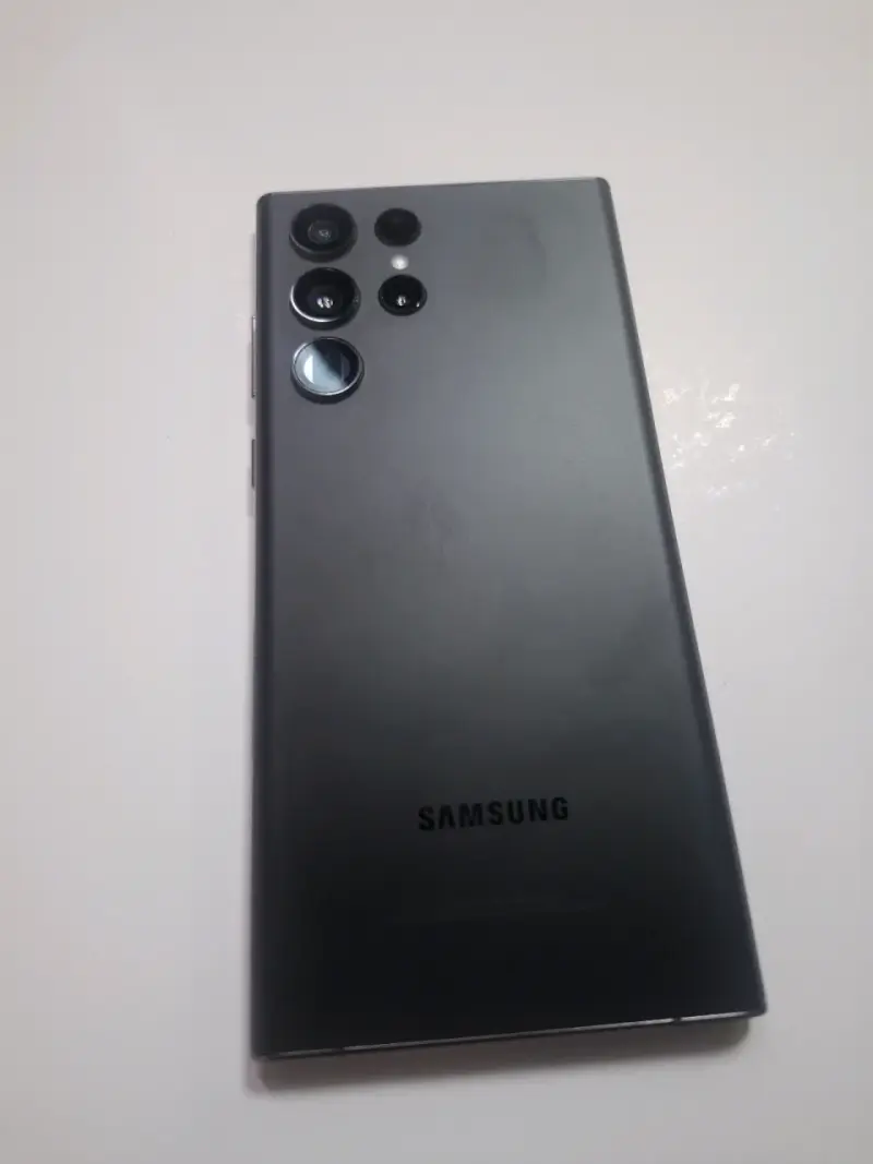 Samsung Galaxy con cargador - 2