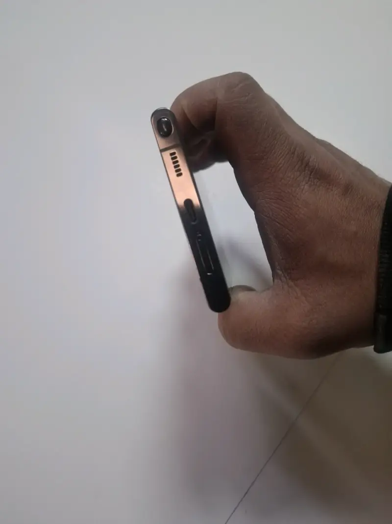 Samsung Galaxy con cargador - 4