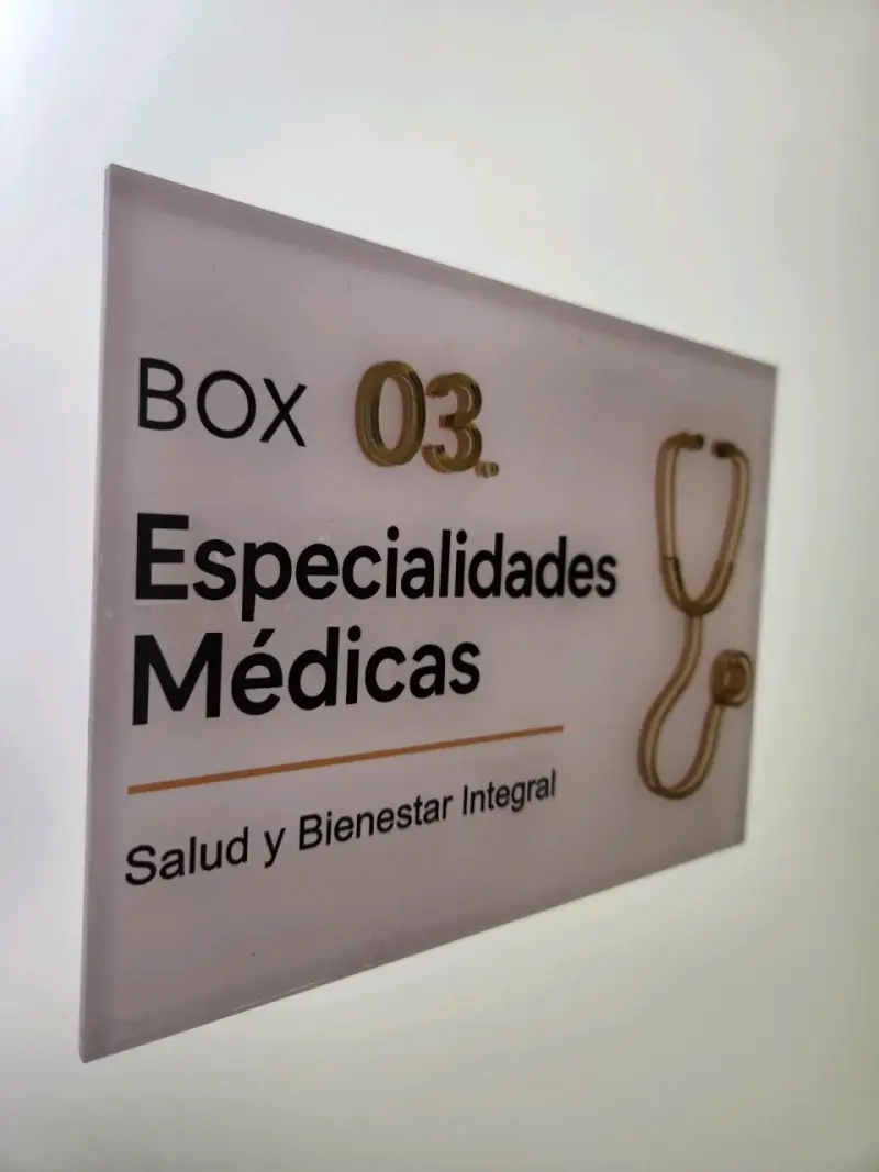 Señaleticas de acrilico - 1