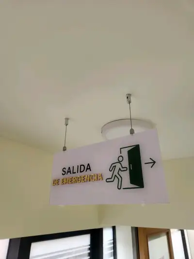 Señaleticas de acrilico - miniatura 2