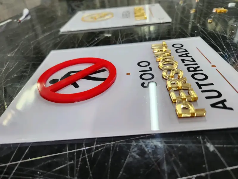 Señaleticas de acrilico - 3
