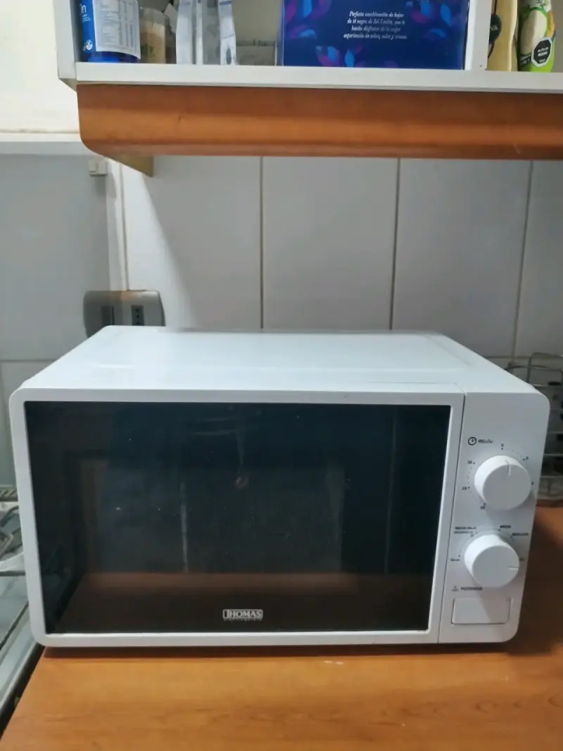 Microondas blanco Thomas - 1