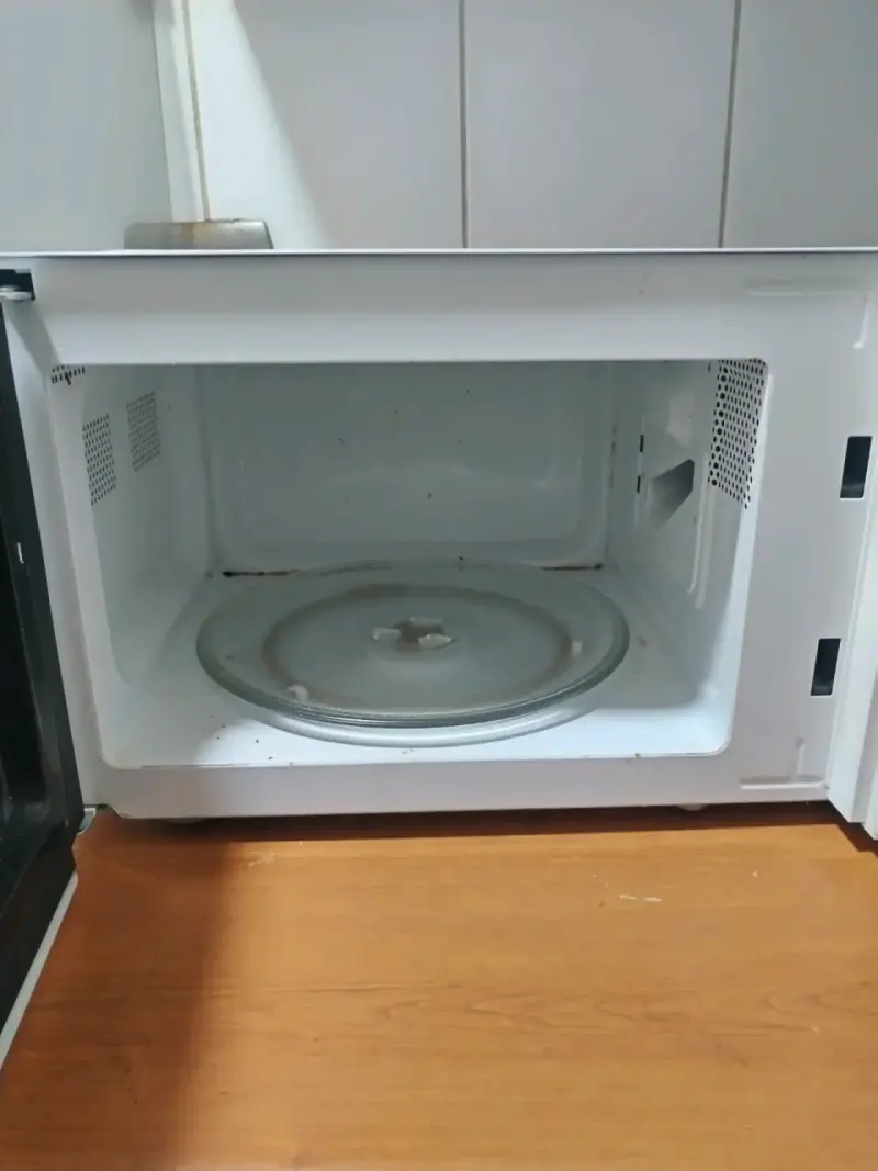 Microondas blanco Thomas - 3
