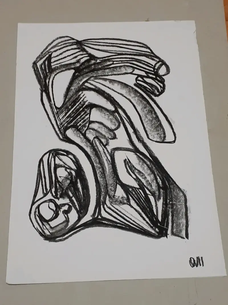 Dibujo abstracto en carboncillo