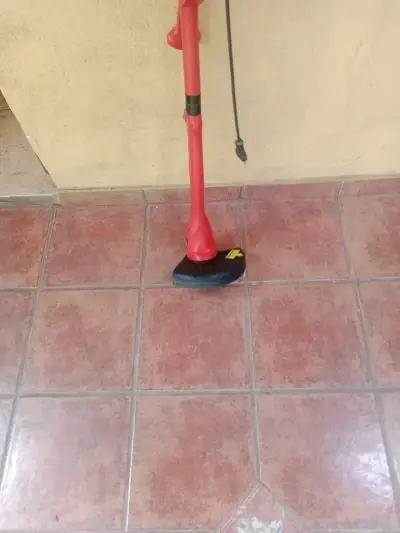Orilladora eléctrica roja - miniatura 3