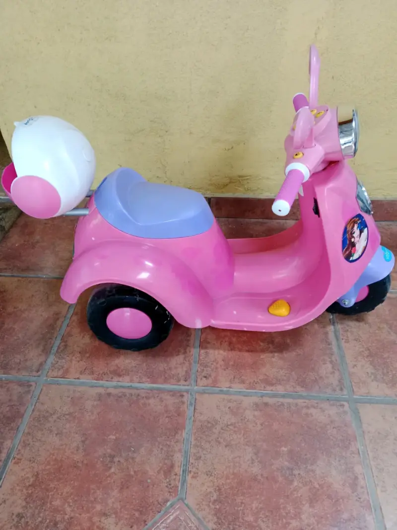 Moto infantil rosa Disney - 2