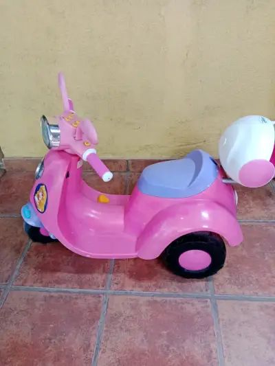 Moto infantil rosa Disney - miniatura 4