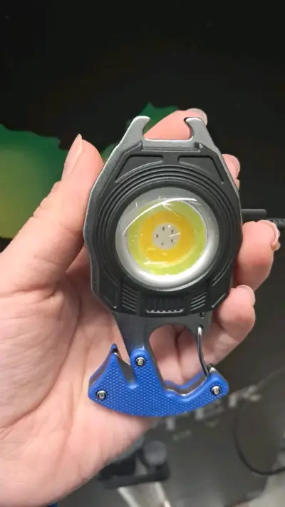 Linterna LED recargable - miniatura 2