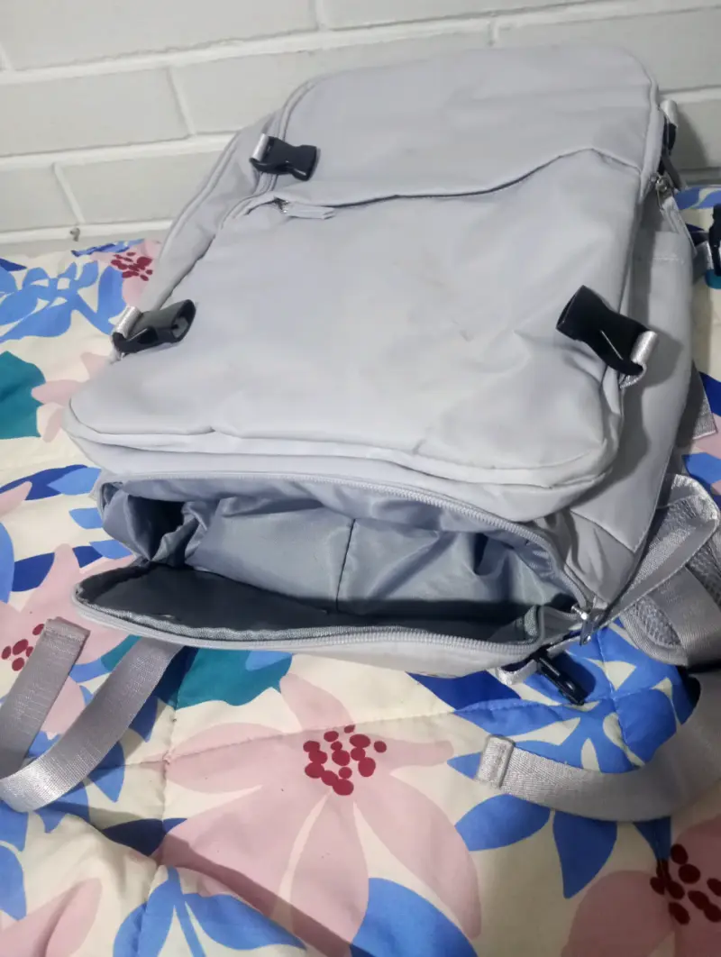 Mochila gris multiuso - 3
