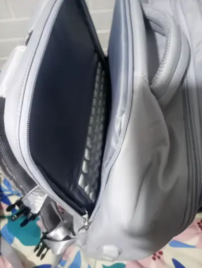 Mochila gris multiuso - miniatura 4