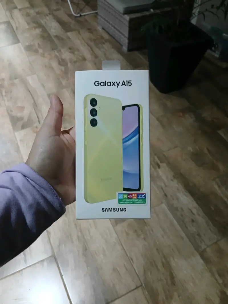 Samsung Galaxy A15 con lámina - 3