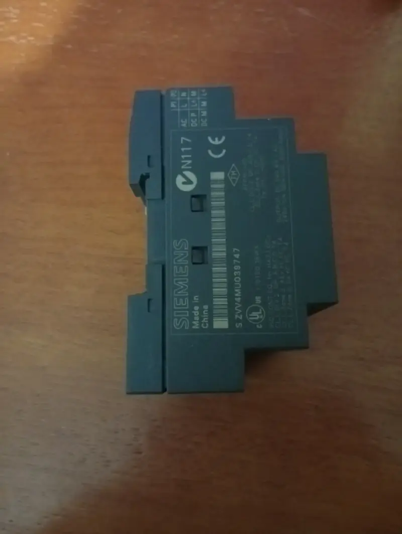 Módulo Siemens LOGO! 24RC - 2