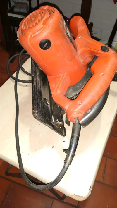 Lijadora eléctrica naranja - miniatura 1