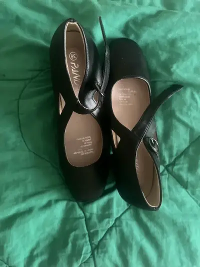Zapatillas deportivas blancas y azules - miniatura 3